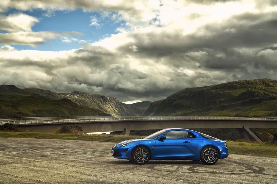  Alpine A110 Premiere Edition 2018 года  (UK) (фото 12 из 40)